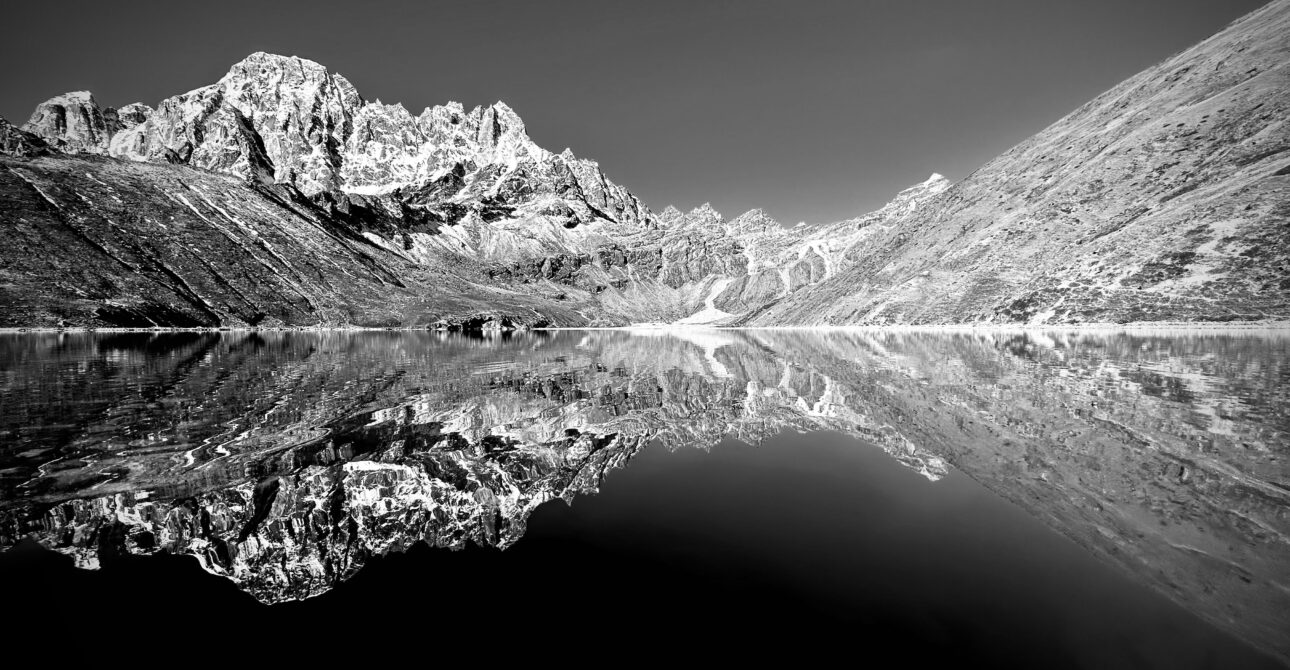 Everest Trekking VS Annapurna Trekking